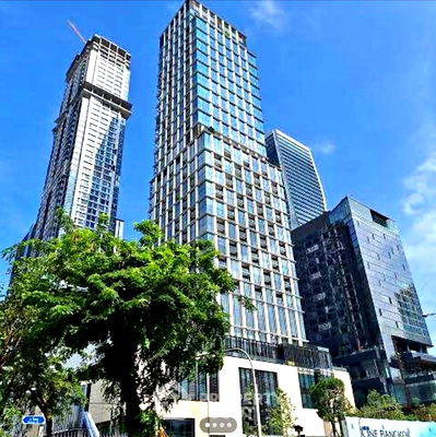 Condos for sale Assumption Convent Silom School : 3-BR Condo at One 89 Wireless near MRT Lumphini (ID 2075429)