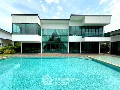 Houses for sale Sattahip Chonburi : 4-BR Villa at The Prime Bang Saray in Bang Sare (ID 2151825)