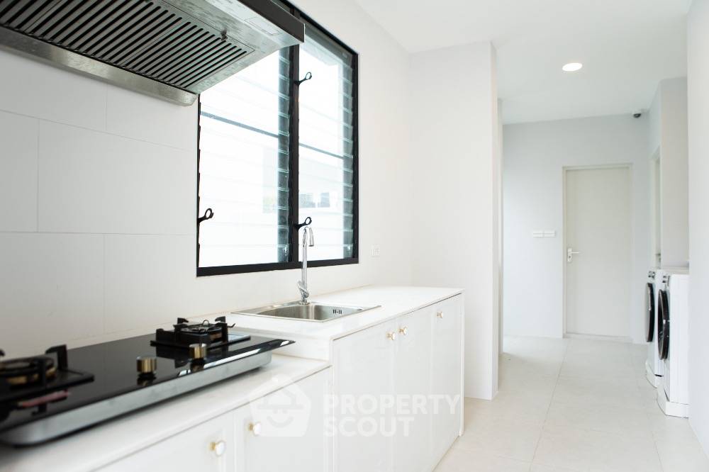 picture 4-BR House at Nantawan Rama 9 - New Krungthep Kreetha in Saphan Sung (ID 1334838) - 44/44