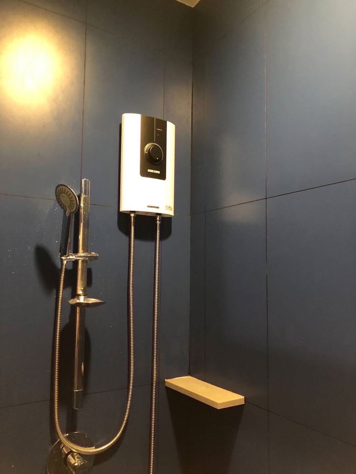 picture 21,000 XT Ekamai Sukhumvit 63 contact IDline : katk03 - 9/12