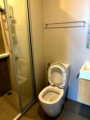 คอนโดให้เช่า : ให้เช่าคอนโด ลุมพินี สวีท เพชรบุรี-มักกะสัน แบบ 1 ห้องนอน ชั้น 33 ขนาด 27.00 ตรม. 15,000บาท/เดือน