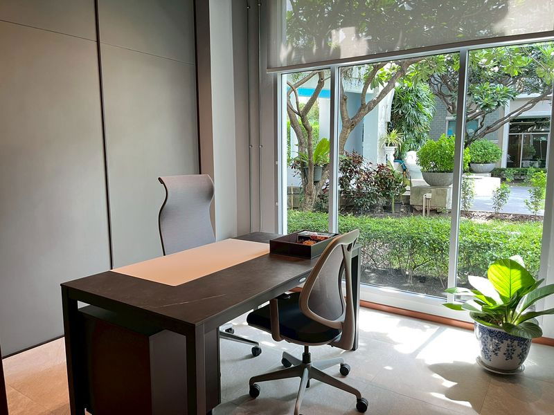 picture 🏢 [For Rent / Sale] Modern Office at Brighton Place – Rama 9 / Sun Wichai 6 ✨ Prime Location | Ready-to-Use | Functional Layout  - 9/17