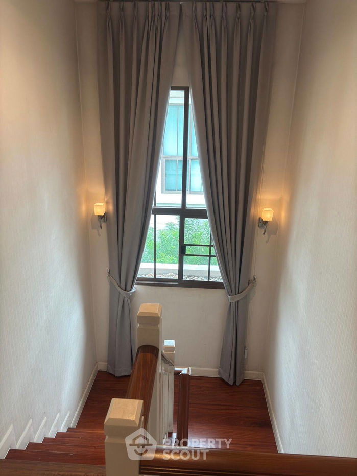 picture 3-BR House at Setthasiri Bangna-Wongwaen in Bang Kaeo (ID 2188558) - 7/10