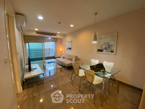 1-BR Condo at The Bangkok Narathiwas Ratchanakarint Condominium in Thung Wat Don (ID 670381)