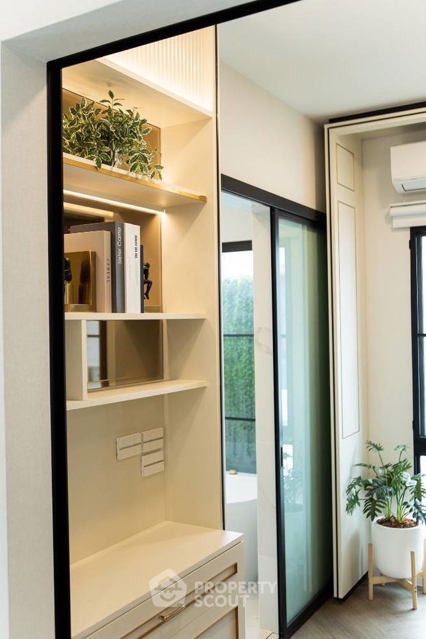picture 4-BR House at Nantawan Rama 9 - New Krungthep Kreetha in Saphan Sung (ID 1334838) - 39/44