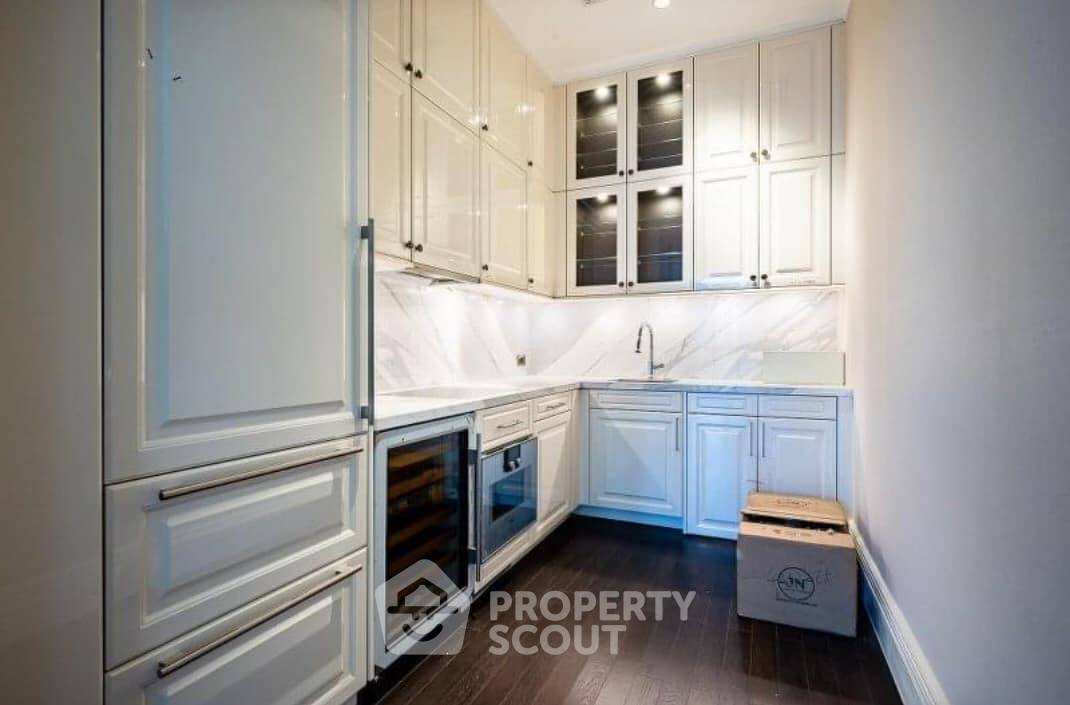 picture 2-BR Condo at 98 Wireless near BTS Phloen Chit (ID 1867156) - 2/11