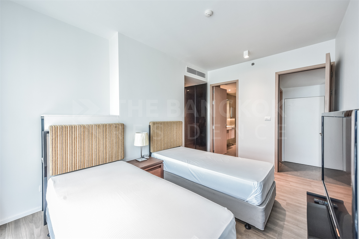 picture Luxury Condo in Central City Location The Lofts Silom near BTS Surasak - 4/10