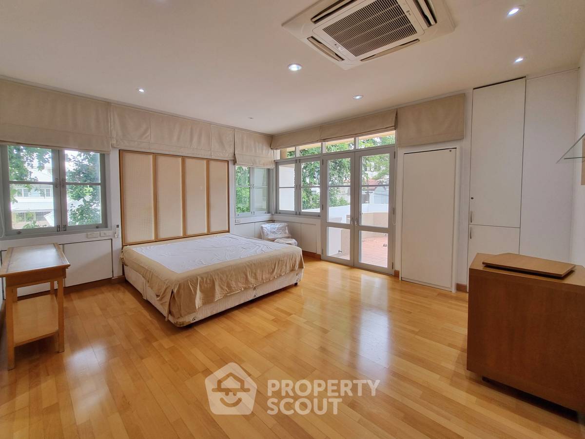 รูป บ้าน 3-ห้องนอน ใกล้ BTS หมอชิต (ID 2187000) - รูปที่ 12/31