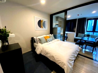 Condos for rent : P1049 Condo for rent XT Huaikhwang, near MRT Huai Khwang, very beautiful room, fully furnished, ready to move in, special price.