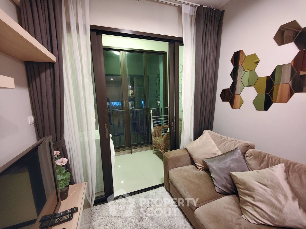 รูป คอนโด 1 ห้องนอน ให้เช่า Ideo Ratchada-Huaikwang ใกล้ MRT ห้วยขวาง 70 ม. (ID 662498) - รูปที่ 3/8