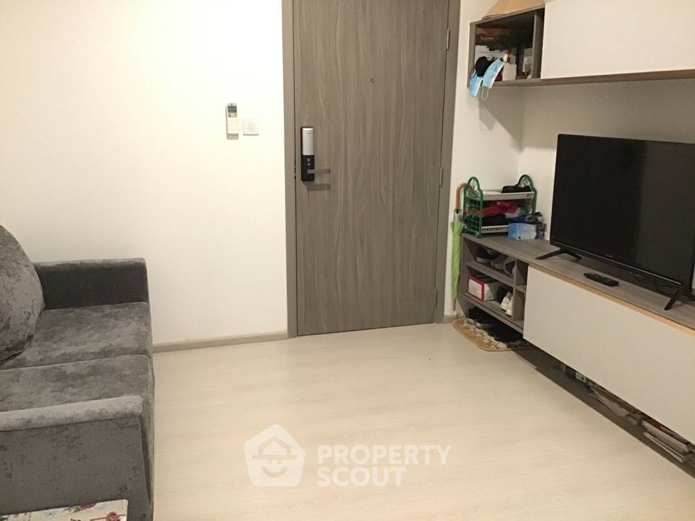 picture 1-BR Condo at Knightsbridge Phaholyothin Interchange in Anusawari (ID 436627) - 1/5