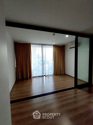 Condos for sale : 1-BR Condo at The Issara Ladprao near MRT Lat Phrao (ID 1486463)