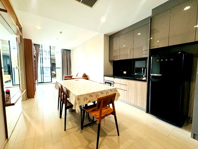 Condos for sale Phloen Chit Road : ● Good Deal ● Tower B 00+ Floor, 75.45 sq.m. | 2 Bedrooms, 2 Bathrooms | Condo skywalk connect to BTS ploenchit and Central Embassy.
