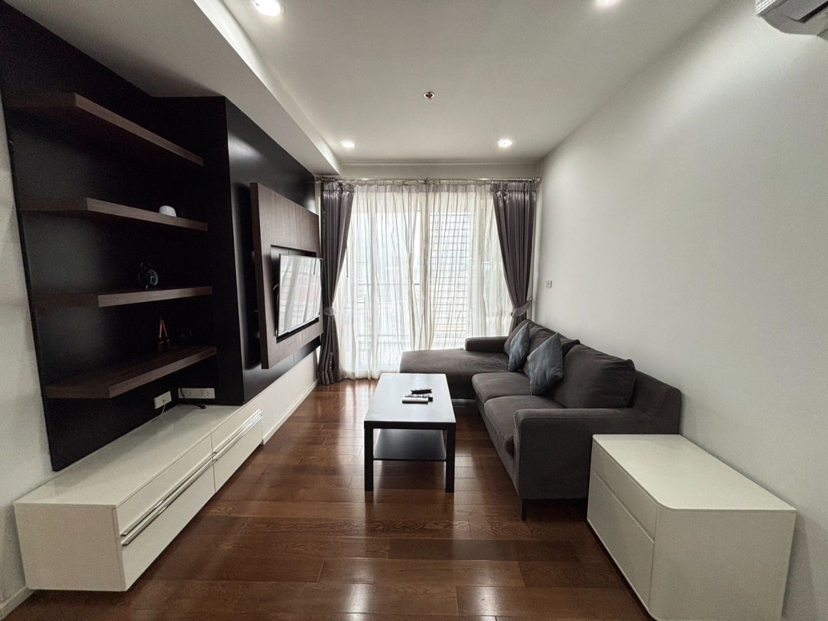 picture Condo for rent :  15 Sukhumvit Residence (BTS Nana )(Rt-01) - 30/40