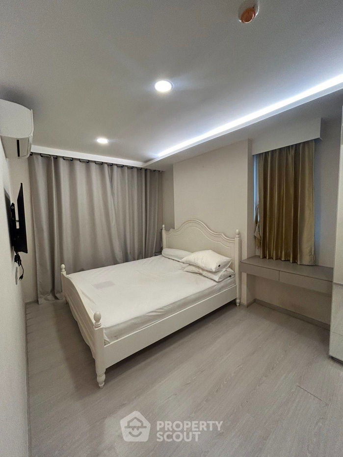 picture 2-BR Condo at Vtara 36 near BTS Thong Lor (ID 2166040) - 2/9