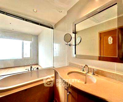 ขายคอนโด : คอนโด 2-ห้องนอน ที่ ดิ เอ็มไพร์ เพลส ใกล้ BTS เซนต์หลุยส์ (ID 881926)