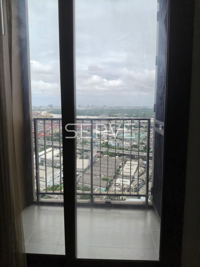 picture Corner Room 2 Beds with Bathtub Super High Fl. 35+ River View Good Location Close to BTS Thong Lo-OKA HAUS Sukhumvit 36 - 13/13