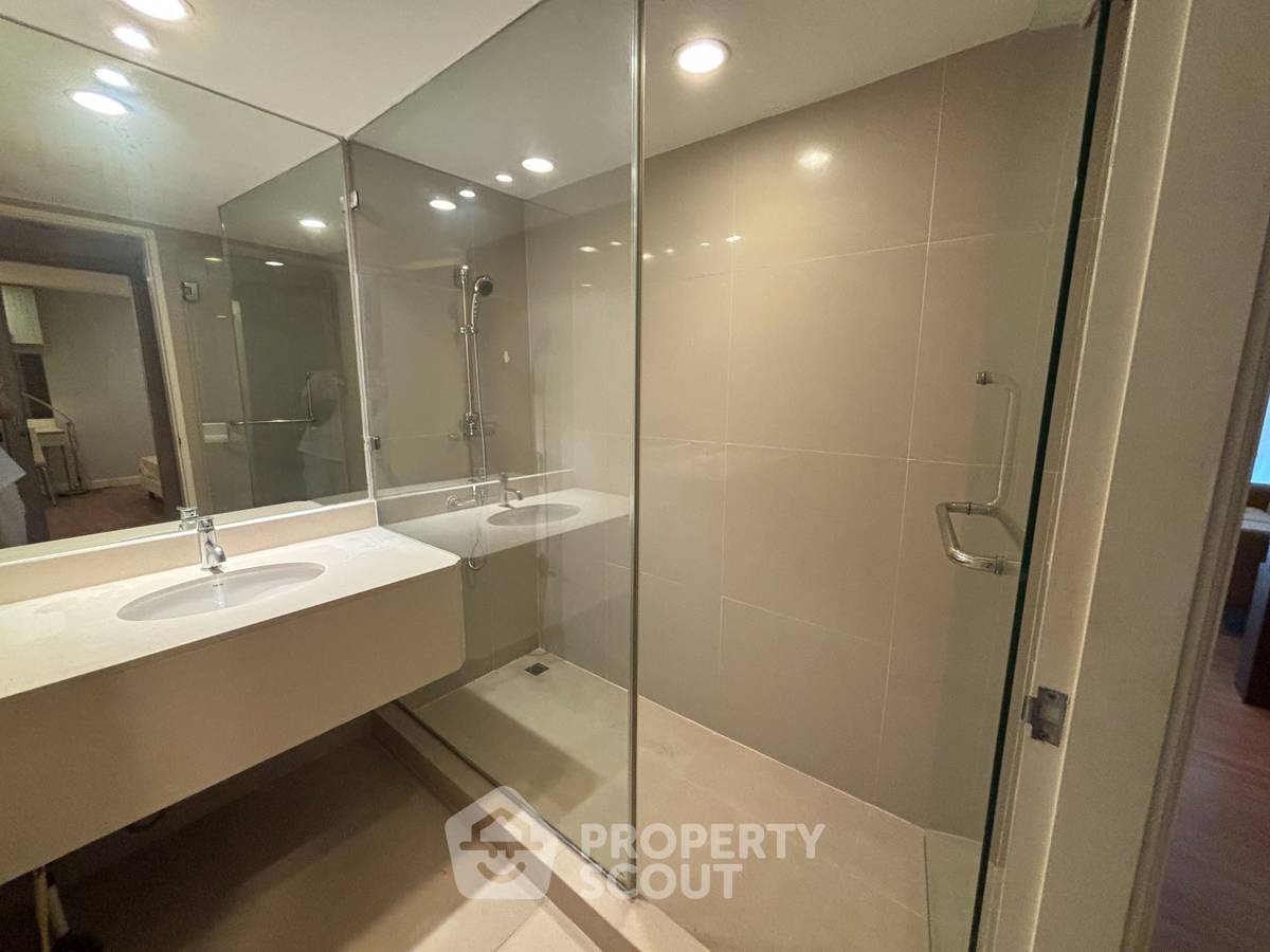 picture 2-BR Condo at The Trendy Condominium near BTS Nana (ID 515536) - 18/20