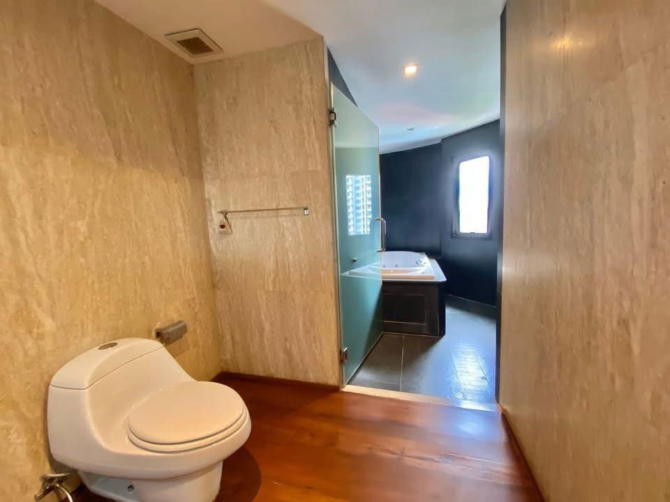 picture 3-BR Condo at Kallista Mansion near ARL Makkasan (ID 1831765) - 20/24