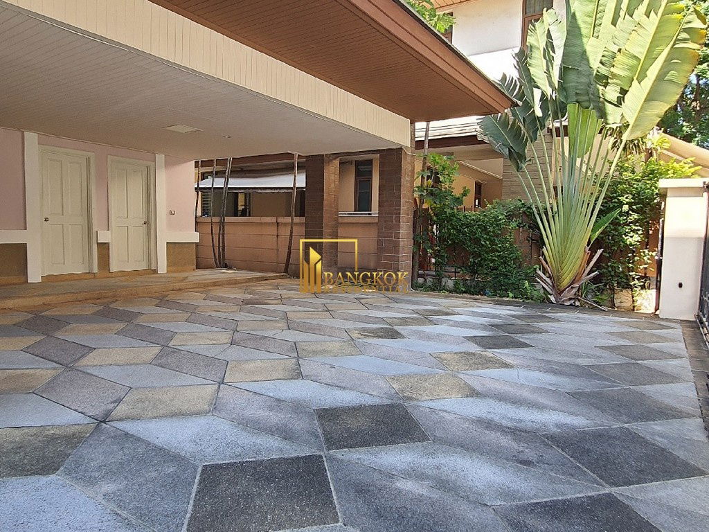 รูป  Baan Sansiri 67 - 5 Bedroom House For Rent in Phra Khanong - BR8254SH - รูปที่ 2/27