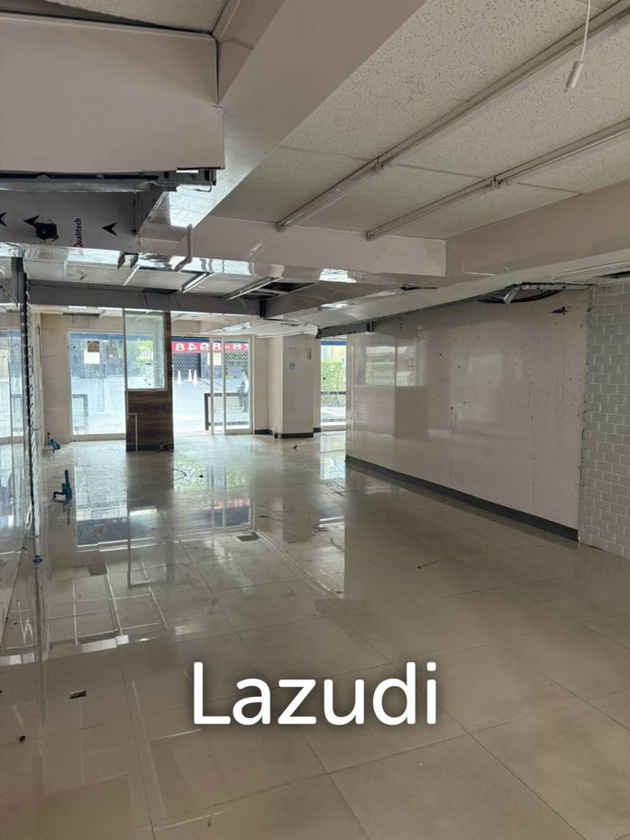 picture 70SQM Main Road Sukhumvit 39 Retail Space 500M from Emquartier - 7/7