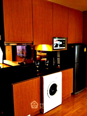 Condos for rent : 1-BR Condo at Noble Refine Prompong near BTS Phrom Phong (ID 515414)
