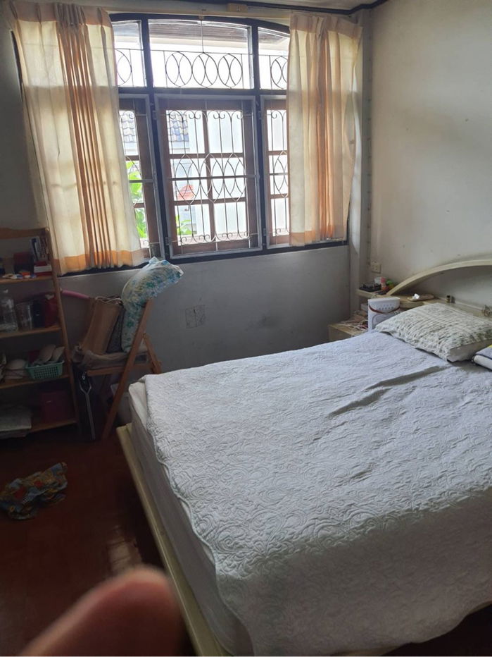 picture Home for sell at center of Bangkok . Near bts stations easy. - 4/9