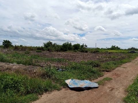 ขายที่ดิน 2 ไร่ บนถนนสาย บางบัวทอง – สุพรรณบุรี ทางหลวงหมายเลข 340 กม. 25