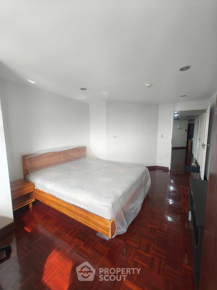 รูป 3 Bedroom Unit with beautiful views at Tai Ping Towers Sukhumvit 63 (ID 1336055) - รูปที่ 12/18
