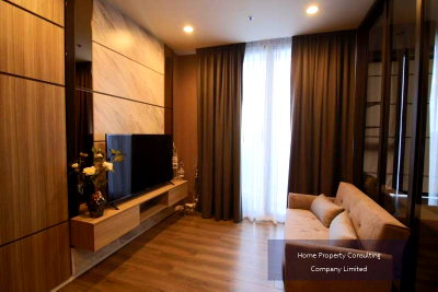 Condos for sale : For Sale Whizdom Essence Sukhumvit BTS Punnawithi (550m./8min walk) Negotiable Line ID: @condobkk (with @) Code H33278