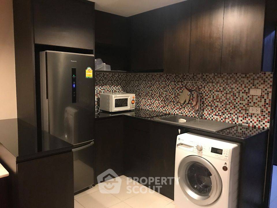 picture 1-BR Condo at Belle Grand Rama 9 near MRT Phra Ram 9 (ID 409565) - 7/10