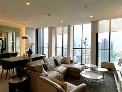 Condos for sale Phloen Chit Road : ♦ Combine room ♦ Tower C, 30+ Floor, Type A04+A05 | 2 Bedrooms, 120.26 sq.m. | Condo skywalk connect to BTS ploenchit and Central Embassy.