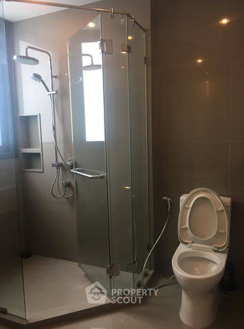 picture 2-BR Condo at Rhythm Sukhumvit 42 near BTS Ekkamai (ID 513284) - 8/10