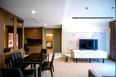 ขายคอนโด : ♦ Good Deal ♦ ตึก C ชั้น 05+ Type A10+A11 | 90.23 ตร.ม. 2 ห้องนอน | คอนโดมี Skywalk เชื่อมเข้า BTS เพลินจิต, Central Embassy