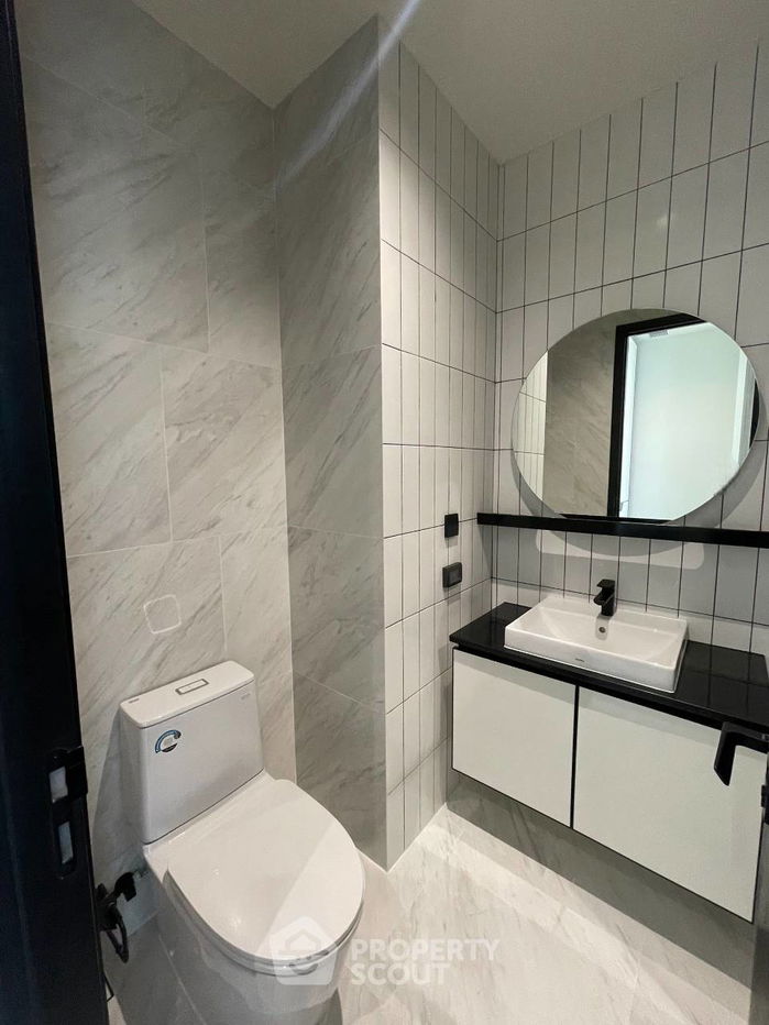 picture 1-BR Condo at Chapter Charoennakhorn - Riverside near BTS Krung Thon Buri (ID 1041181) - 9/9