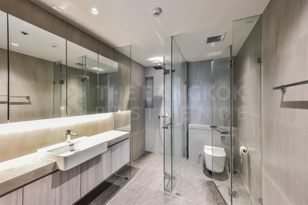 picture Luxury Condo in Central City Location The Lofts Silom near BTS Surasak - 3/10