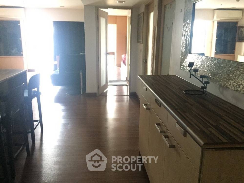 picture 2-BR Condo at My Resort Bangkok Condominium near MRT Phetchaburi (ID 387111) - 4/8