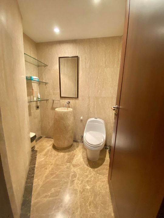 picture 3-BR Condo at Kallista Mansion near ARL Makkasan (ID 1831765) - 21/24