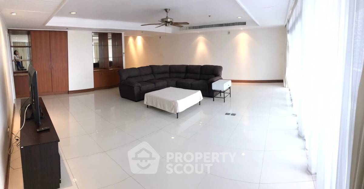 picture 3-BR Condo at Kallista Mansion near ARL Makkasan (ID 646195) - 4/20