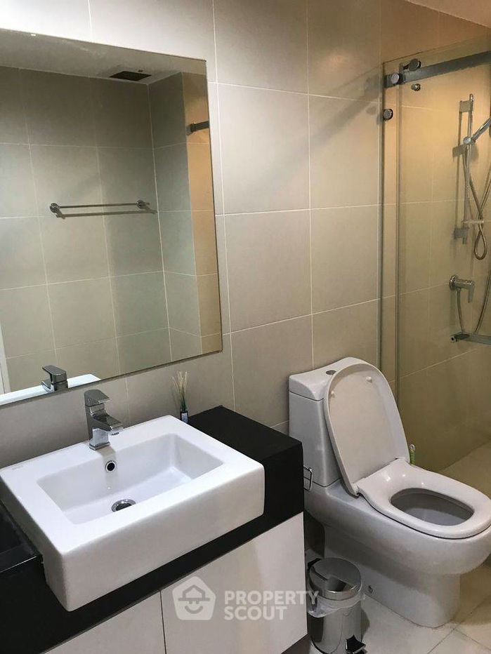 picture 1-BR Condo at Belle Grand Rama 9 near MRT Phra Ram 9 (ID 409565) - 8/10