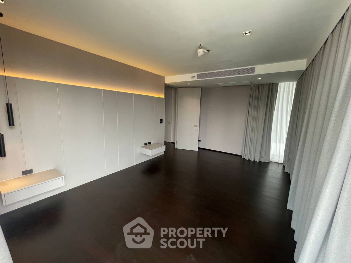 รูป คอนโด 3-ห้องนอน ที่ เดอะ ไพรม์ 11 สุขุมวิท คอนโดมิเนียม ใกล้ BTS นานา (ID 1963543) - รูปที่ 26/41