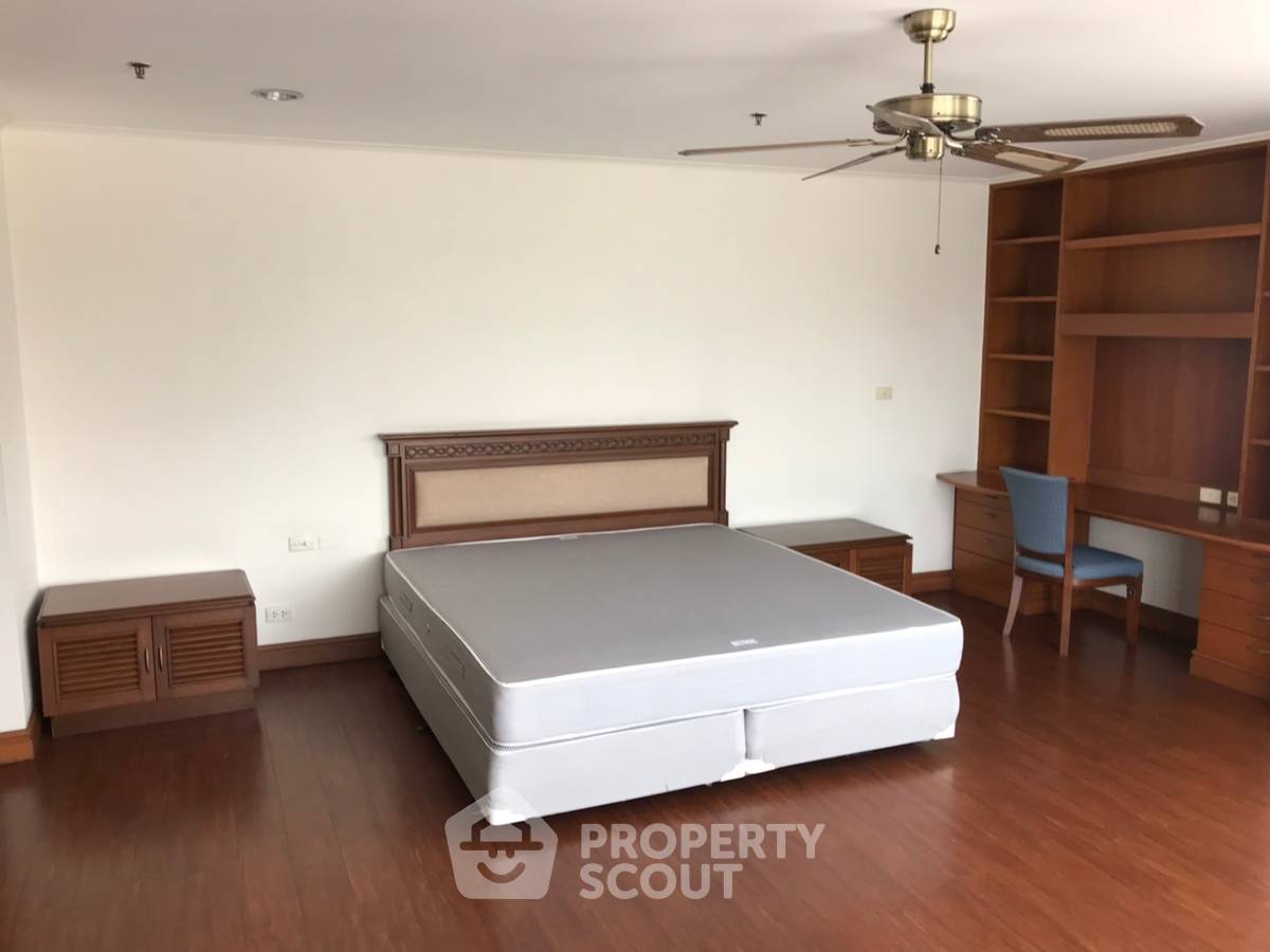 picture 3-BR Condo at Kallista Mansion near ARL Makkasan (ID 646195) - 14/20