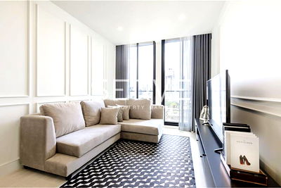 คอนโดให้เช่า : 1 Bed Nice Decorate Perfect Location BTS Phloen Chit / For Rent-Noble Ploenchit