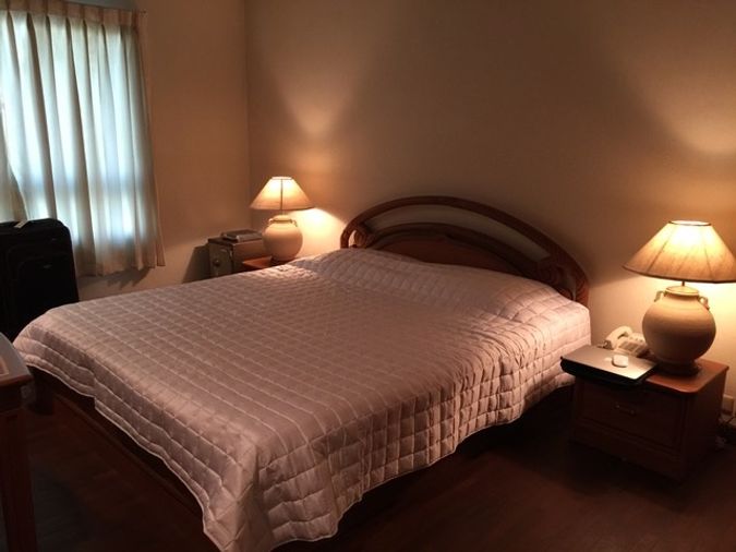 Owner's leaving , expedited sales!!! Baan Ploenchit below market price