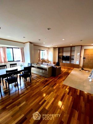 Condos for rent : 3-BR 129 Sqm On 19th Floor At Baan Suanpetch Condo Near BTS Phrom Phong (ID 2016806)