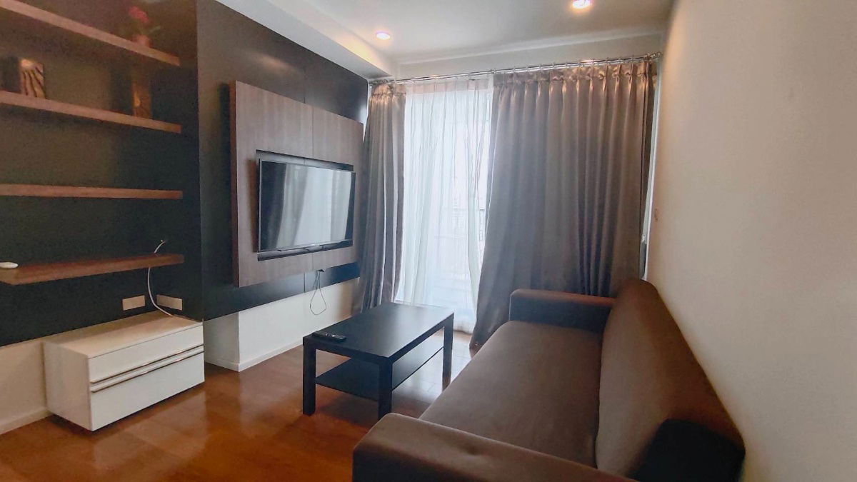 picture Condo for rent :  15 Sukhumvit Residence (BTS Nana )(Rt-01) - 1/40