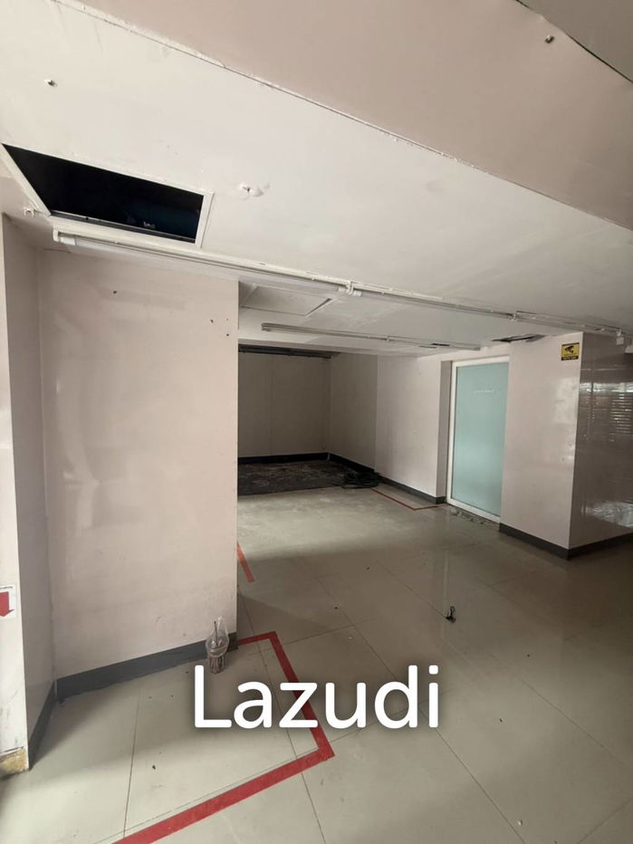 picture 70SQM Main Road Sukhumvit 39 Retail Space 500M from Emquartier - 5/7