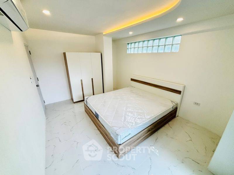 รูป คอนโด 2 ห้องนอน ที่ วอเตอร์ฟอร์ด พาร์ค พระราม 4 ใกล้ BTS พระโขนง (ID 1550737) - รูปที่ 9/19