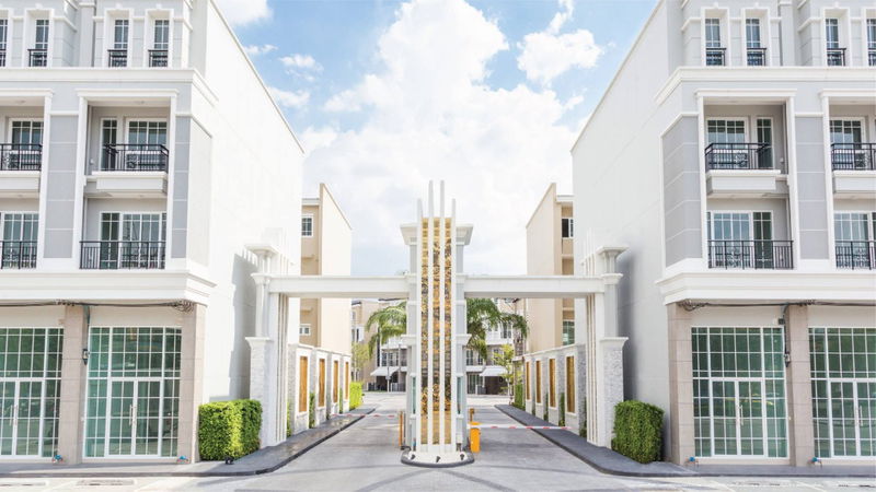 ขายโฮมออฟฟิศ : ขายด่วน! ทาวน์โฮม 3 ชั้น โครงการ The Master @BTS อุดมสุข ขายด่วน ขายถูกที่สุดในโครงการ