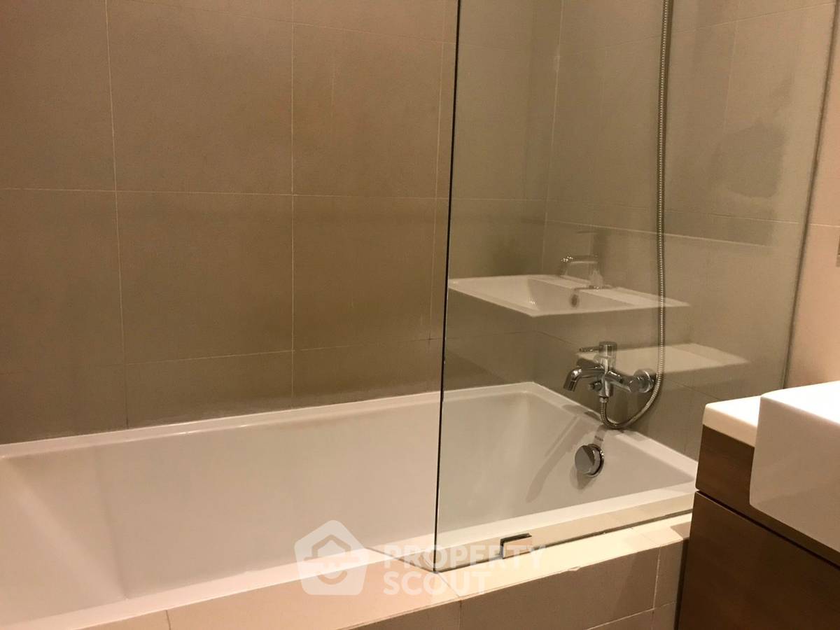 รูป คอนโด 2-ห้องนอน ที่ โนเบิล รีวิล เอกมัย ใกล้ BTS เอกมัย (ID 2053445) - รูปที่ 2/8